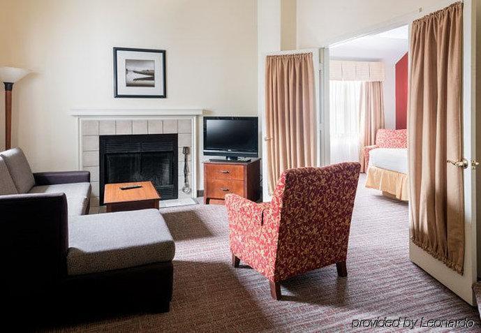 Residence Inn Kansas City Downtown/Union Hill Kültér fotó