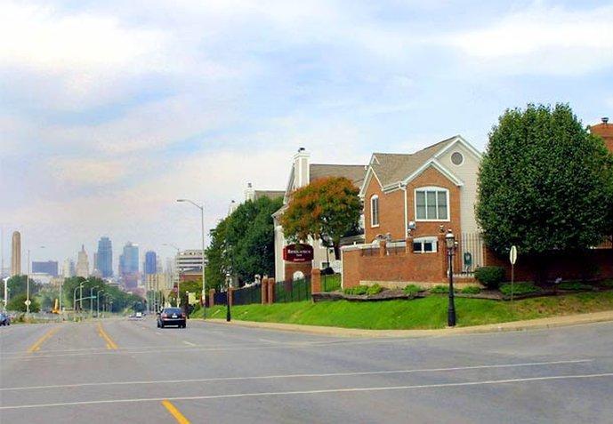 Residence Inn Kansas City Downtown/Union Hill Kültér fotó
