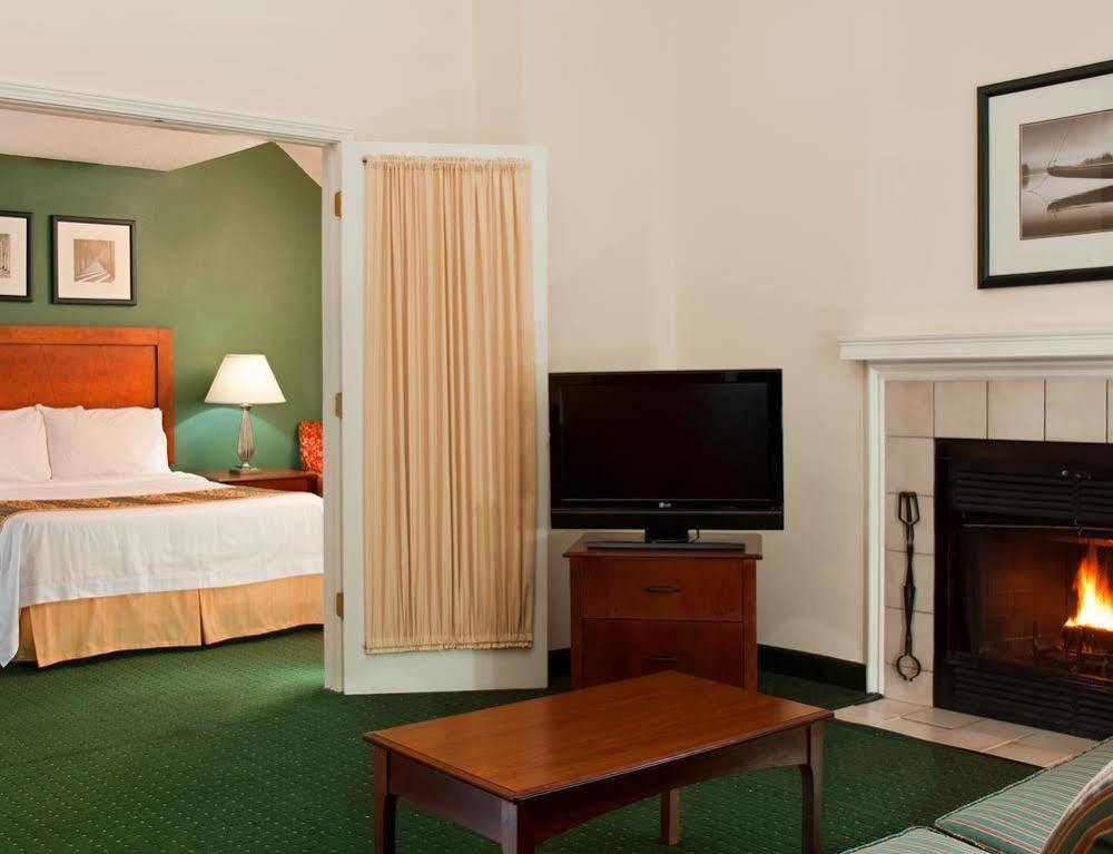 Residence Inn Kansas City Downtown/Union Hill Kültér fotó
